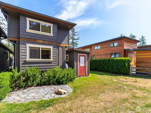990 S Lake Whatcom Boulevard #55, Sedro Woolley, WA 98284