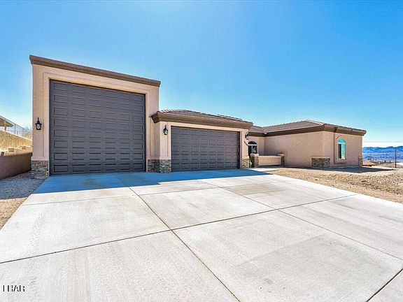 3rd image of 3568 Swordfish Dr