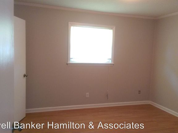 4th image of 712 Mimosa Dr NW #B