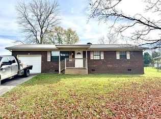 296 Standifer Cir, Dunlap, TN 37327