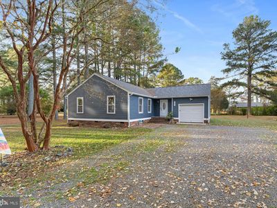 387 N Shore Cir, North, VA, 23128