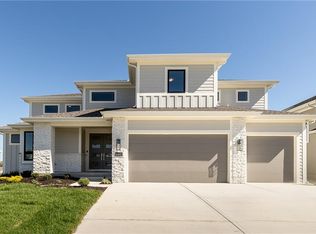 14403 S Haskins St, Olathe, KS 66062