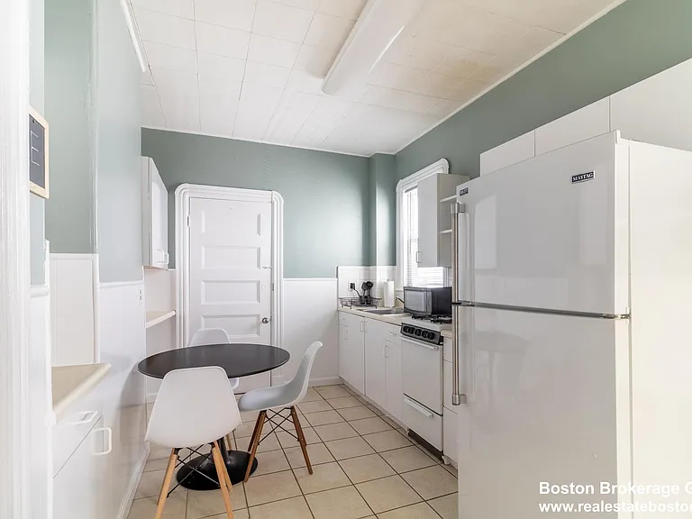 789 Columbia Rd #2 — Photo 2