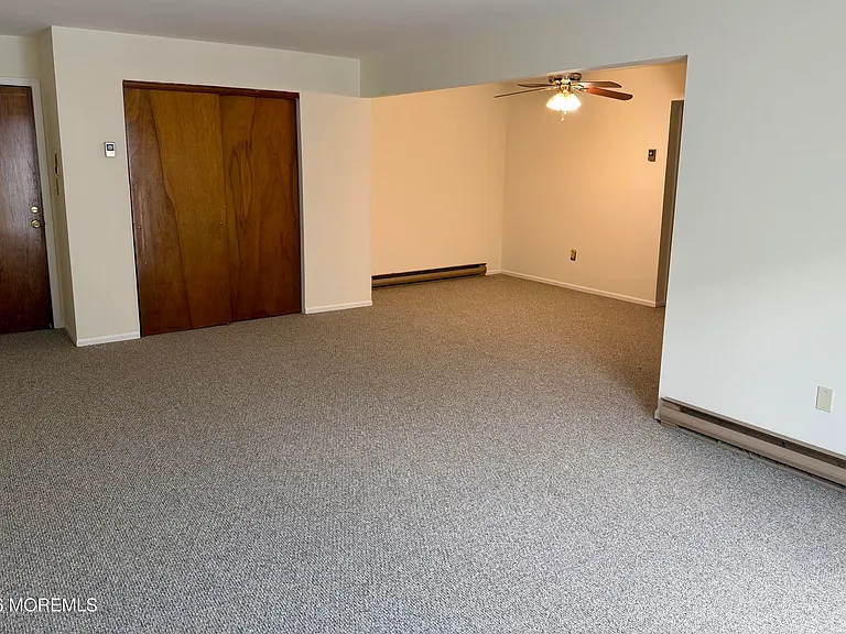 65 Whitefield Ave #212 — Photo 2