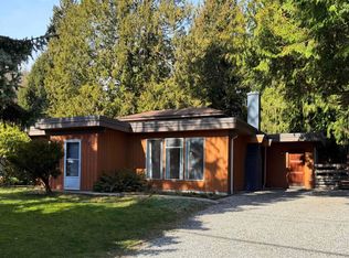 1112 Sunnyside Rd, Sunshine Coast, BC V0N1V3