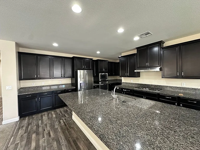816 Bluebird Hill Ave — Photo 6