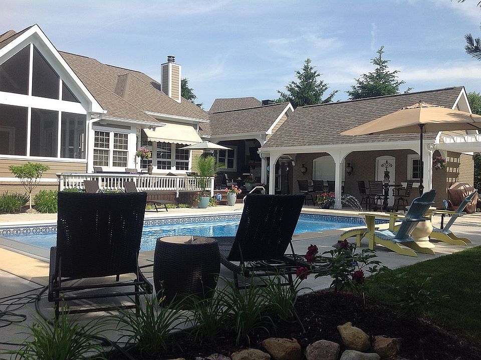 1st image of 10633 Woodmont Ln