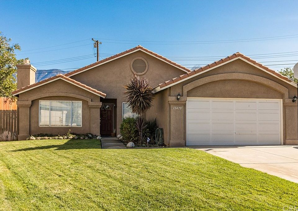 1st image of 13479 La Paz Ct