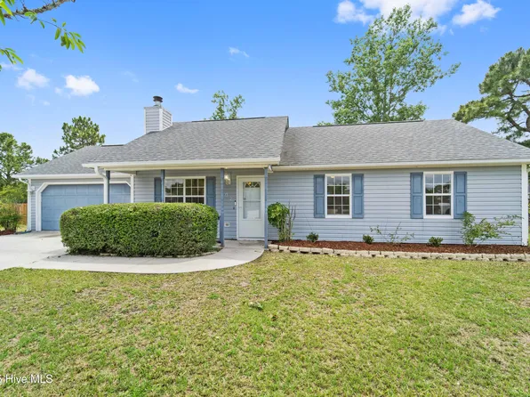 502 Nutfield Dr, Hubert, NC 28539