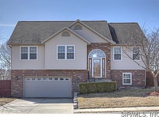 1004 Steven Dee Dr, O Fallon, IL 62269