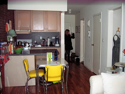 Rented by The Loft Broker | media 33