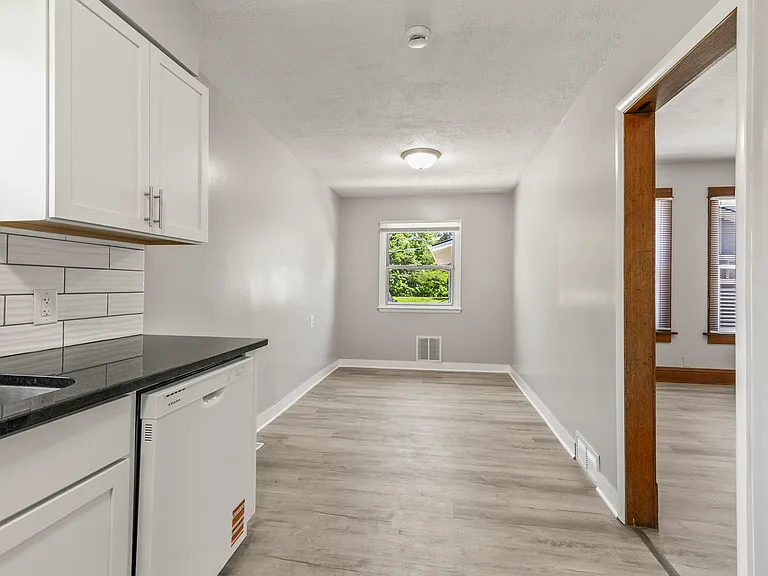 3704 Arbor St — Photo 7
