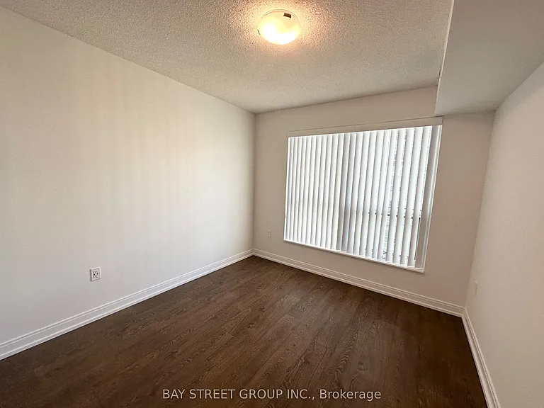 275 Village Green Sq #2217 — Photo 6