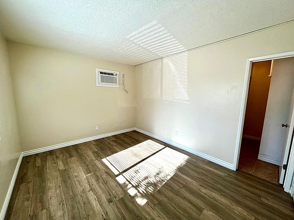 5th image of 447 W Monterey Ave #2