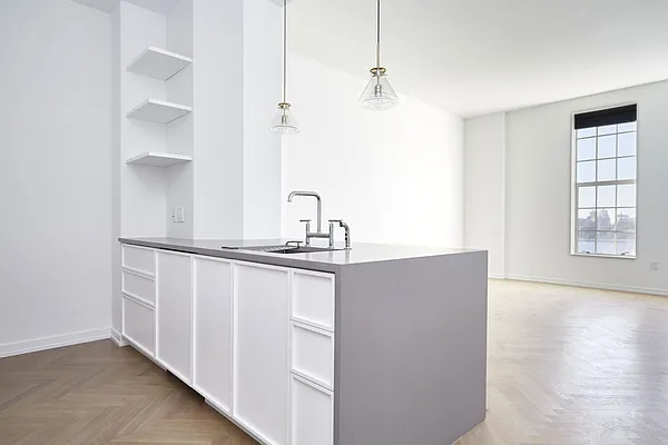 Rented by PocketBroker Inc | media 40