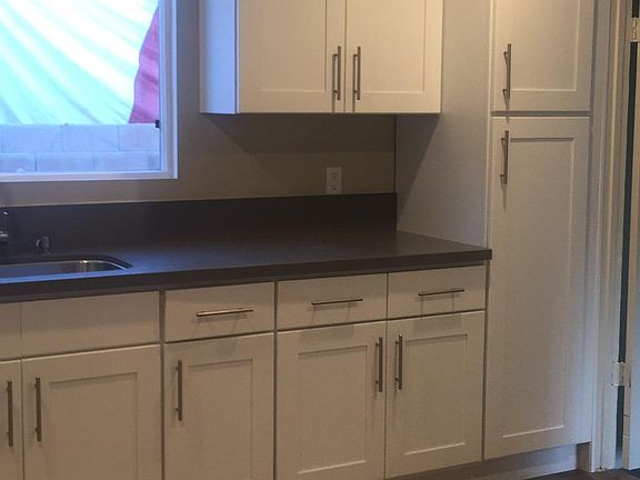 4th image of 14352 Scott Pl
