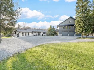 1520 Rosemount Rd, Tay, ON L0K 2C0