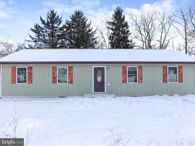 1872 Henshaw Rd, Inwood, WV, 25428