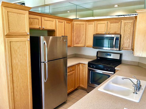 Stainless steel appliances included!