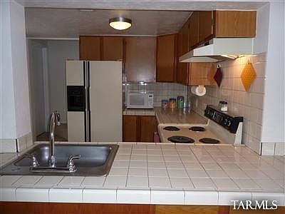 2nd image of 2708 N Edith Blvd