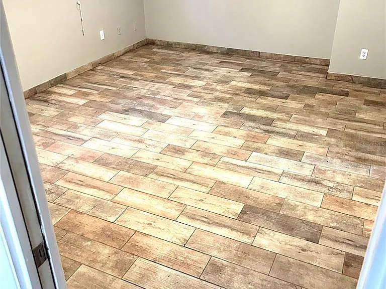 2152 Greenbriar Blvd — Photo 20