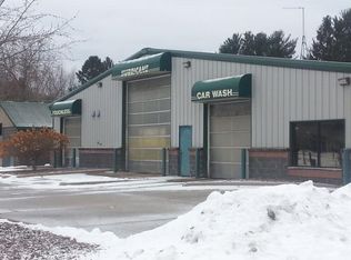 305 Main St E, Isanti, MN 55040