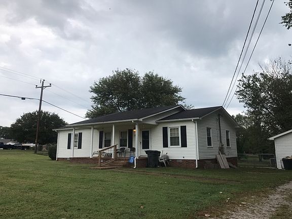 2nd image of 1407 Tower Dr