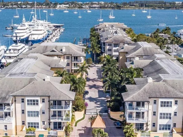 3960 N Flagler Dr APT 305, West Palm Beach, FL 33407