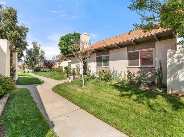 1575 Christopher Ln, Redlands, CA 92374