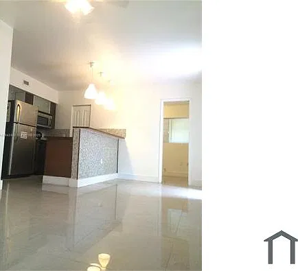 3 bed, 1100 sqft, $3,200 — Photo 1