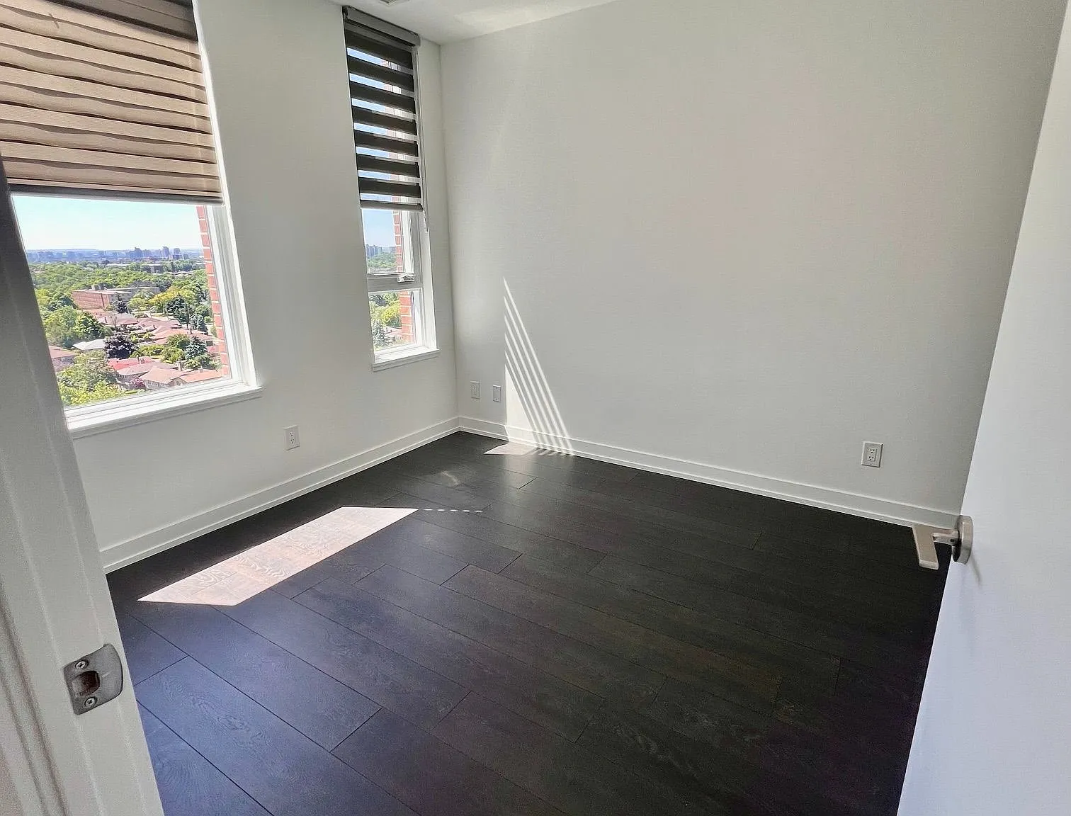 2 bed, $2,400 — Photo 4