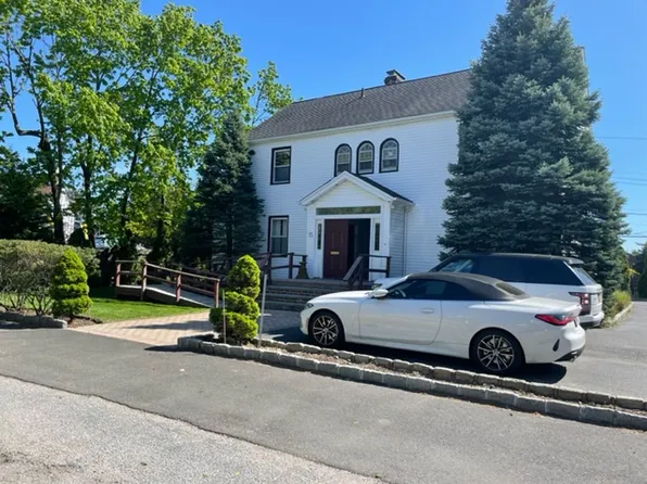 15 Ives Rd Office 1, Hewlett, NY 11557