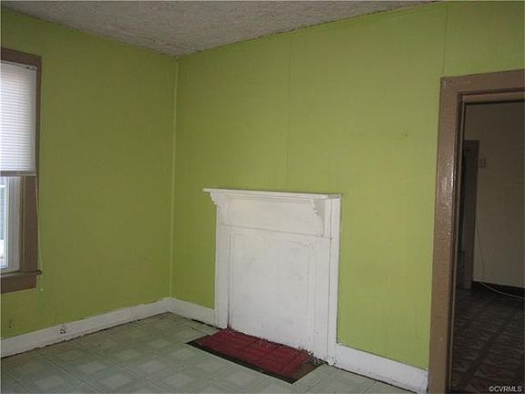 4th image of 1116 St James St