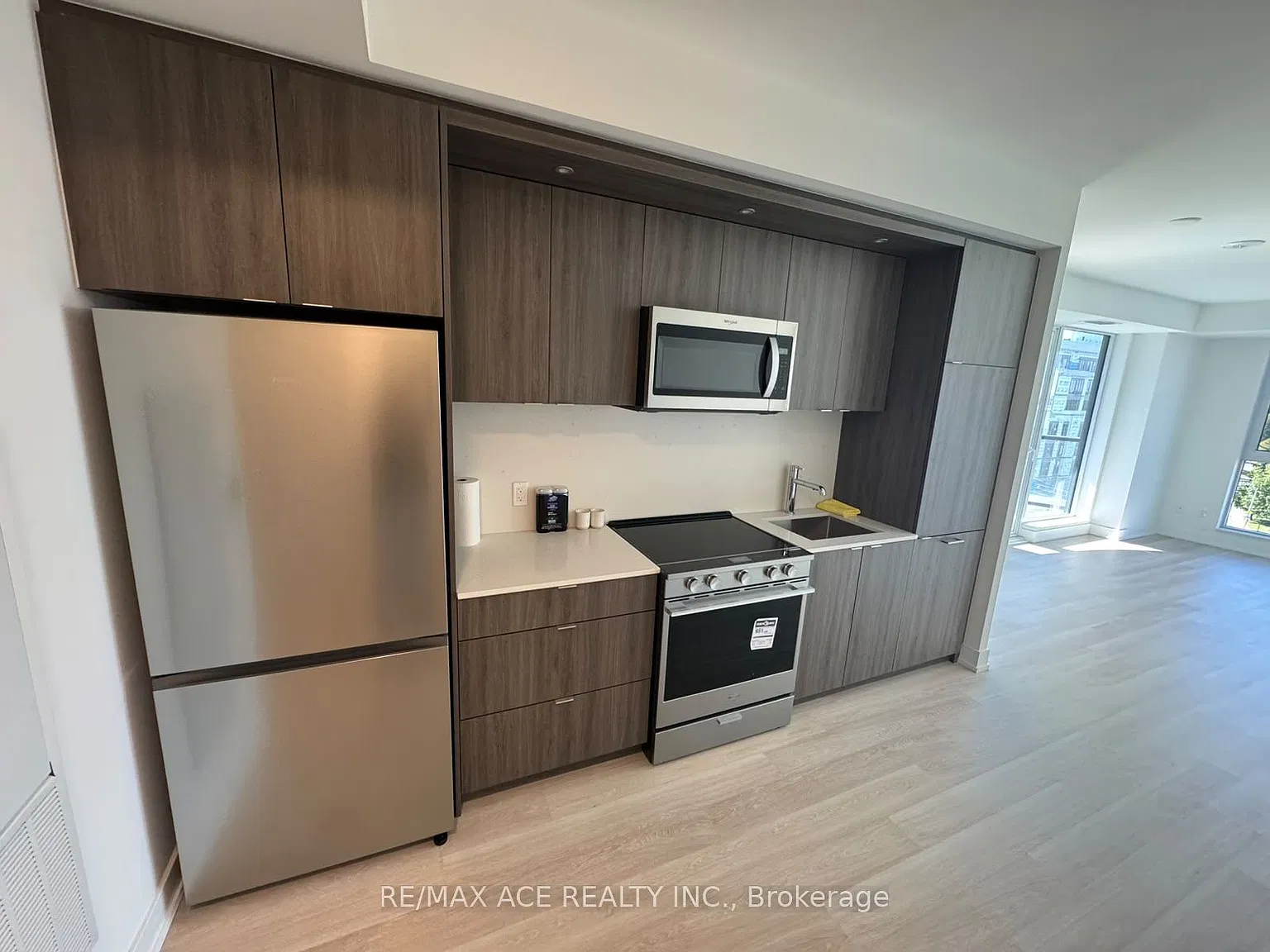 2 bed, $3,450 — Photo 4