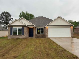 1713 Ridgefield Cir, Searcy, AR 72143