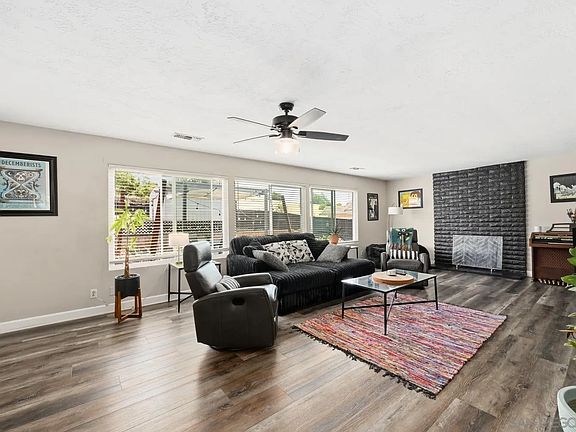 4th image of 1500 S Citrus Ave