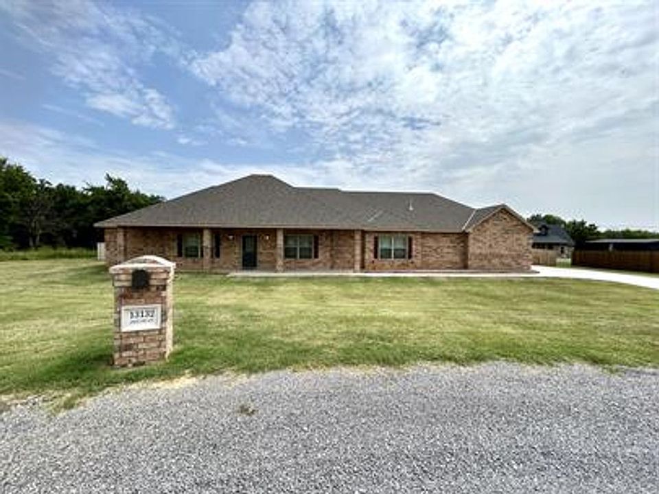 1st image of 13132 NE Jaguar Ln