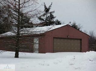 8760 Cockroft Rd, Eaton Rapids, MI 48827