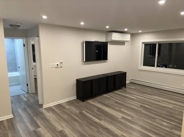 7733 W Belmont Ave APT 506, Elmwood Park, IL 60707