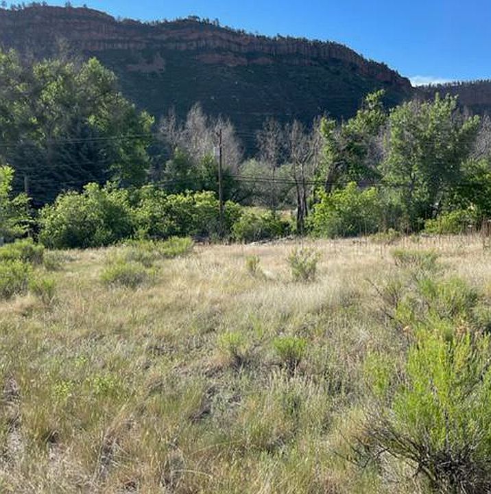 2nd image of 2157 Apple Valley Rd