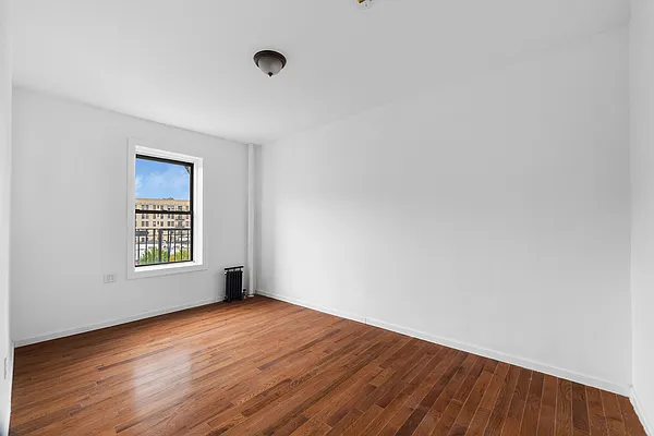 Rented by REAL New York | media 7