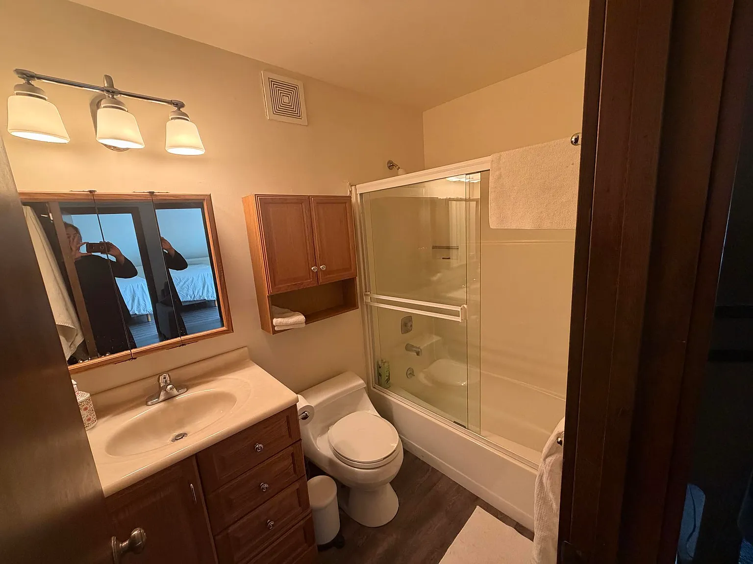 1 bed, 700 sqft, $4,000 — Photo 3