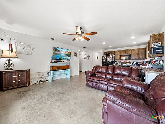 5th image of 1309 W Main St