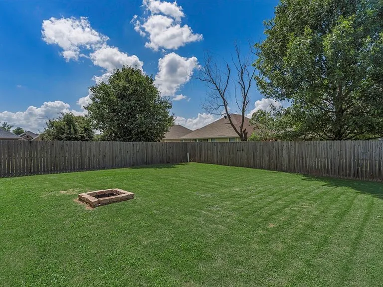 3826 Pickering Pass Dr — Photo 27