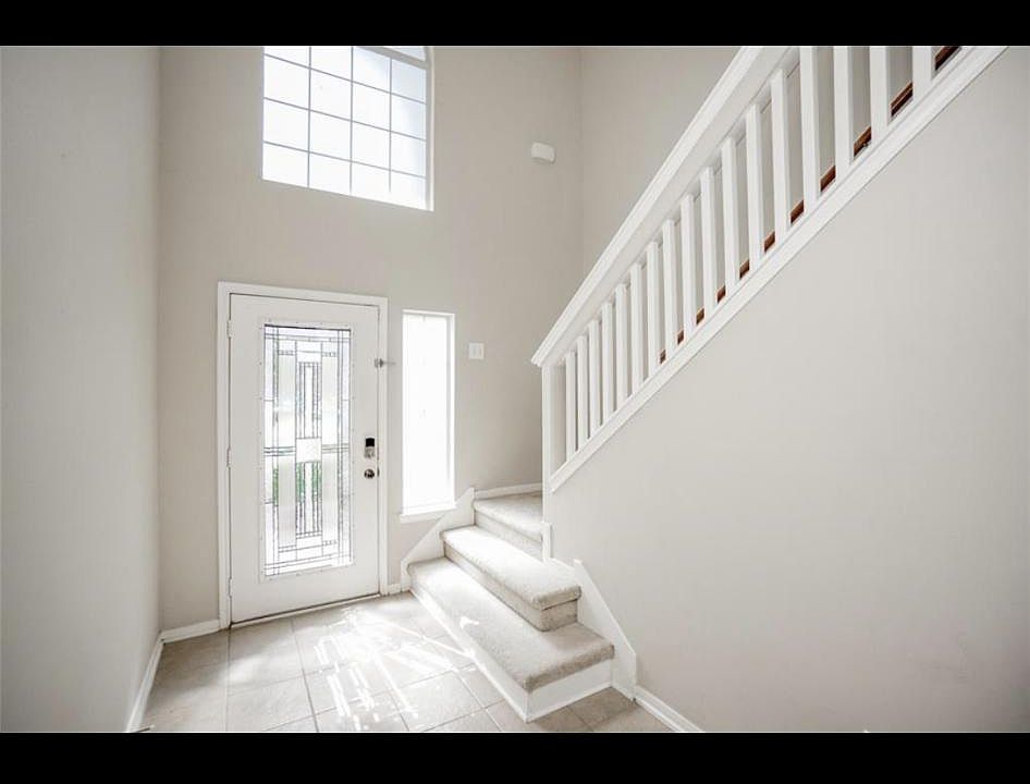 1st image of 19330 Poppy Grove Ln