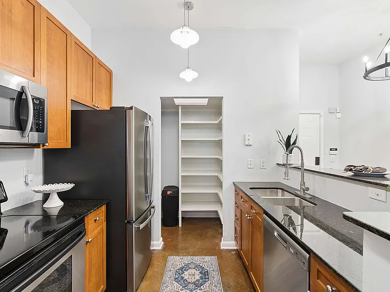 600 Brickworks Cir #6109 — Photo 6