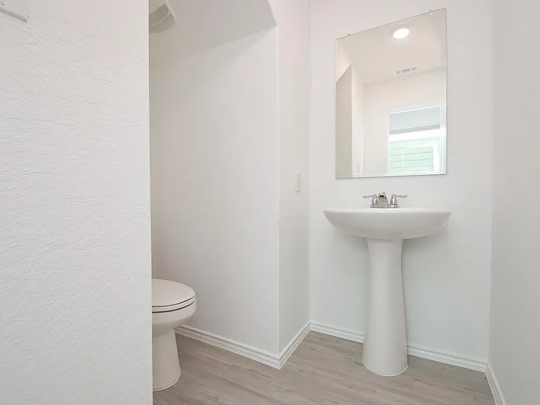 7626 Chancery Gate — Photo 17