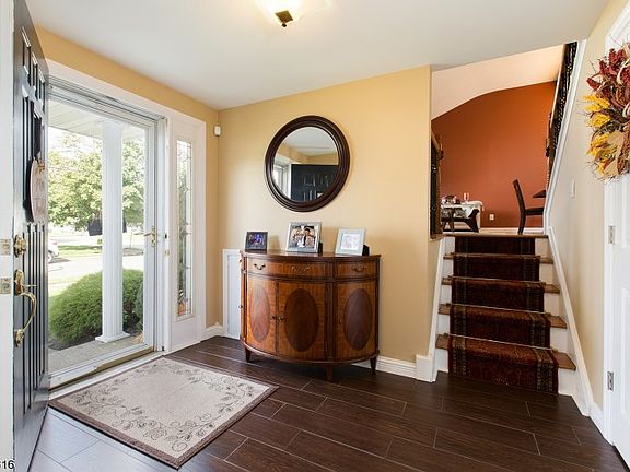 2nd image of 13 Shady Ln