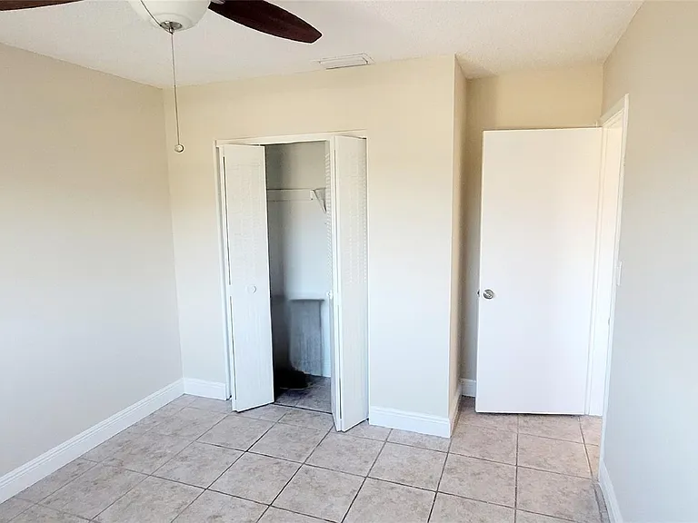 5192 NE 6th Ave #823 — Photo 9