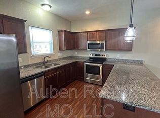 14918 W 64th Ter, Shawnee, KS 66216